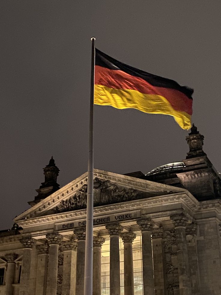 الأساسيات والألفاظ اليومية للغة الألمانية للمبتدئين